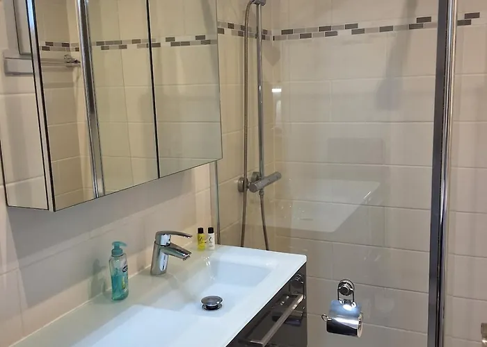 Grand Avec Terrasse Pres De La * Saint-Raphaël